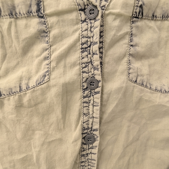 Elan Tie-Dye Shirt in Cream and Blue - Picture 8 of 8